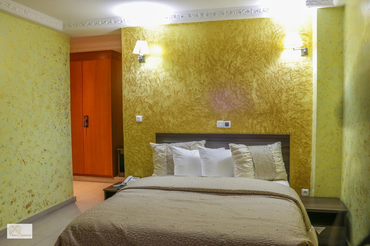 Noubou International Hotel Douala Kültér fotó