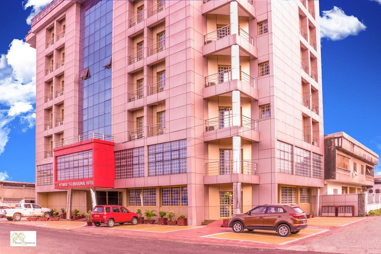 Noubou International Hotel Douala Kültér fotó