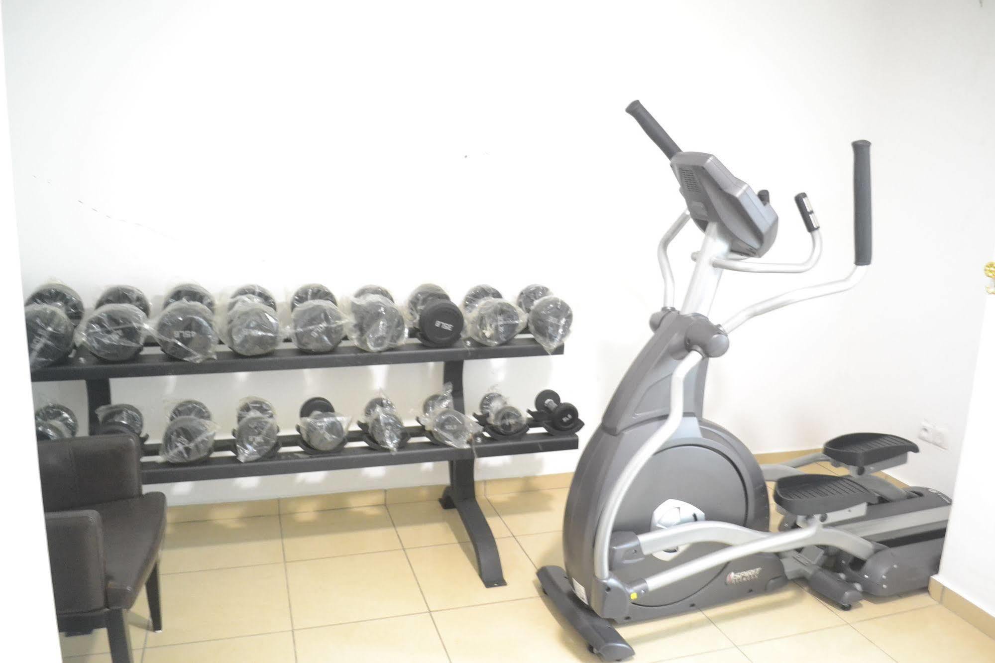Noubou International Hotel Douala Kültér fotó